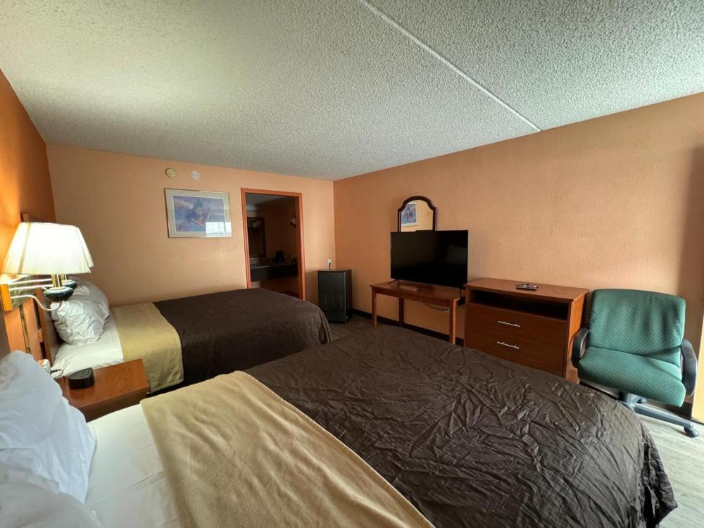 Double Room with Two Double Beds - Non-Smoking interior